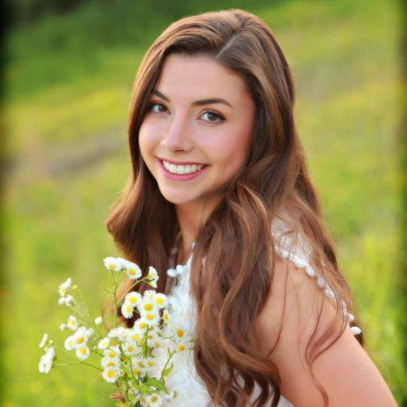 Meet your Posher, Katie - Picture 1 of 1